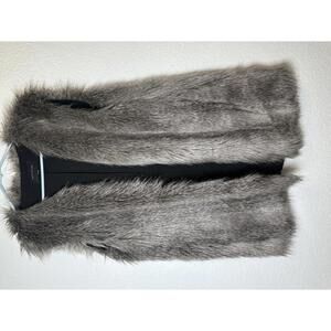 Women's Ann Taylor Grey Brown Faux Fur Sleeveless Vest Sz L Eyelet Front Closure